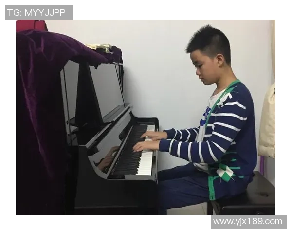 梳辫子黑人足球明星的传奇人生与场上风采的完美结合