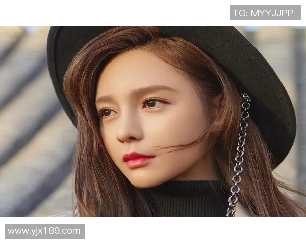 蛇姐足球明星拼接壁纸带你领略绿茵场上的激情与魅力尽在眼前